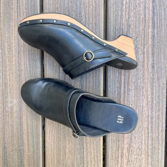 GAP Women's Faux Leather Clogs in True Black - Size 7 US (Orig. $70) - Picture 6 of 6